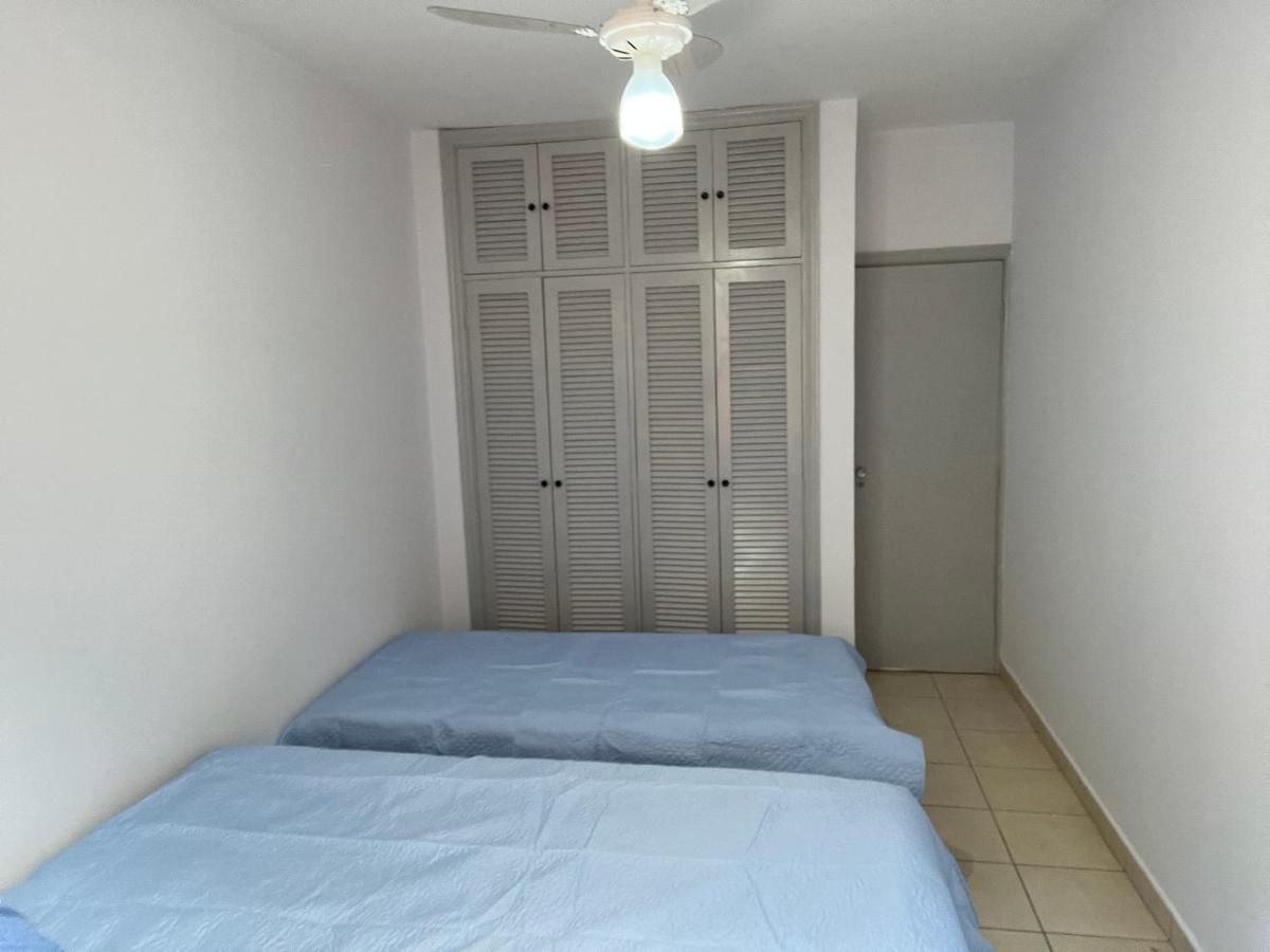 Apartamento 2 Guaruja Enseada 2 Dorm, 200M Praia Ed Carpentier エクステリア 写真