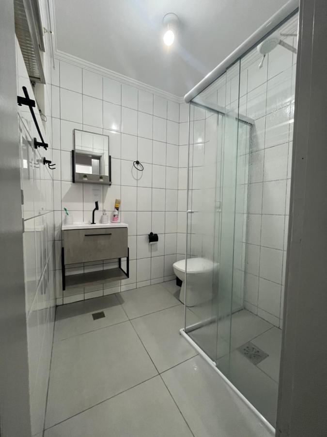 Apartamento 2 Guaruja Enseada 2 Dorm, 200M Praia Ed Carpentier エクステリア 写真